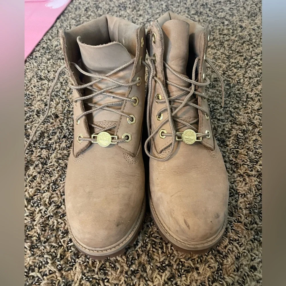 Timberlands - Picture 2 of 5